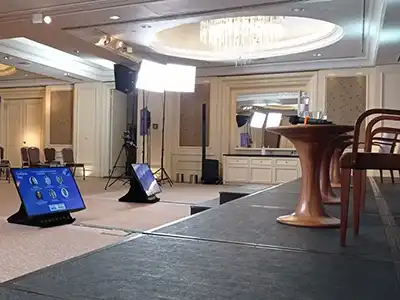 Тур Гід - екскурсії по місту.